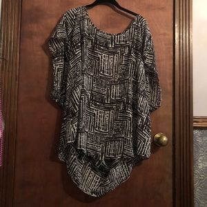 Torrid Black and white tribal print tunic